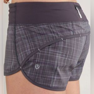 Lululemon Speed Shorts - Coal Pig Pink Shale Stripe